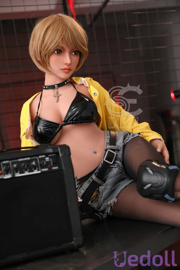 巨乳 153cm ダッチ 人形